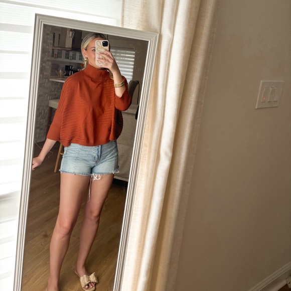 Rust Colored Sweater - Picture 2 of 3